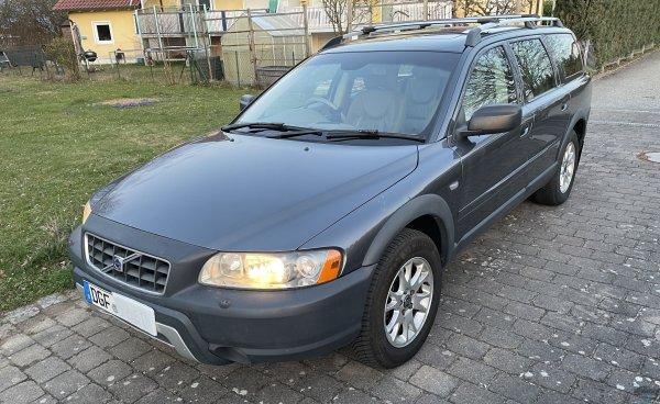 Volvo_XC70_2005_D5_RHD