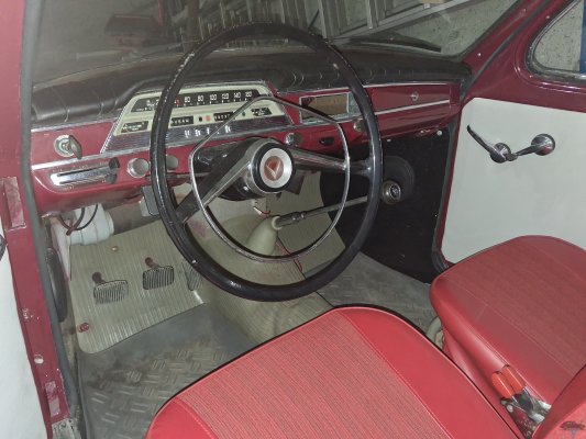 Volvo PV 544